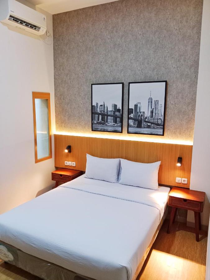 Andita Syariah Hotel Сурабая Екстер'єр фото